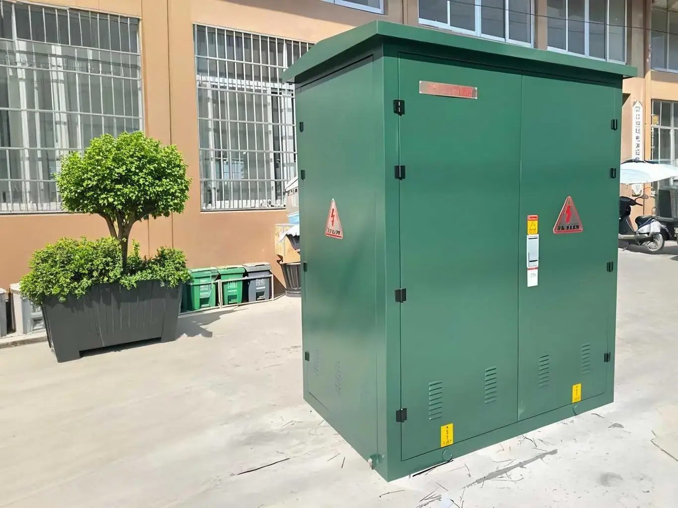 Electrical Enclosures & Outdoor Cabinets